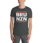 -BRUNZN- Kurzarm-Unisex-T-Shirt