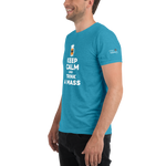 -KEPP CALM UND TRINK A MASS- Kurzärmeliges T-Shirt